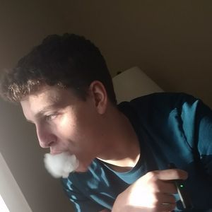 Meet your Posher, Tom